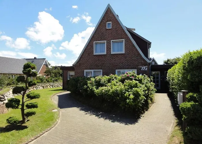 Luetje Gaadt Comfortable Holiday Residence